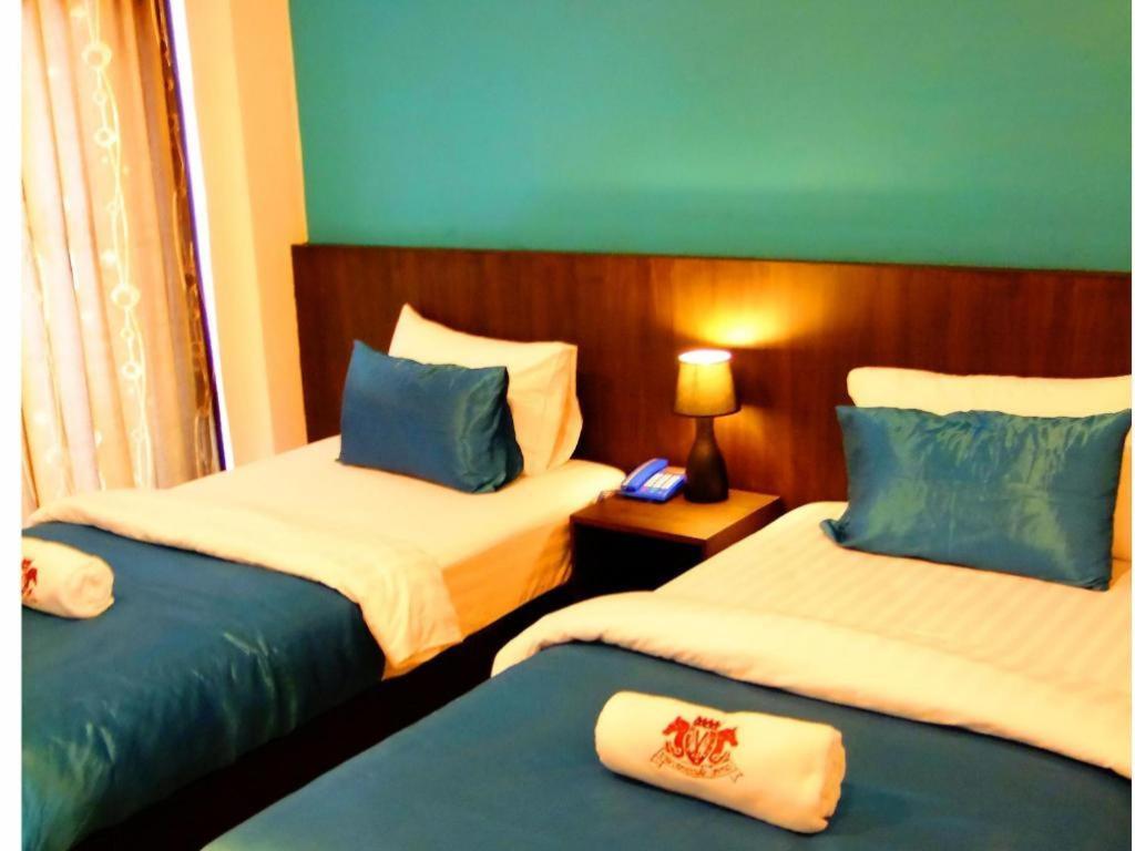 Chada Veranda Hotel Хон Каен Экстерьер фото