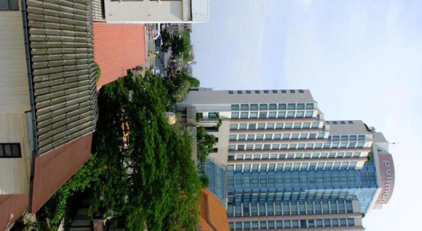 Chada Veranda Hotel Хон Каен Экстерьер фото